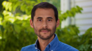 Dr Jonathan J Entis